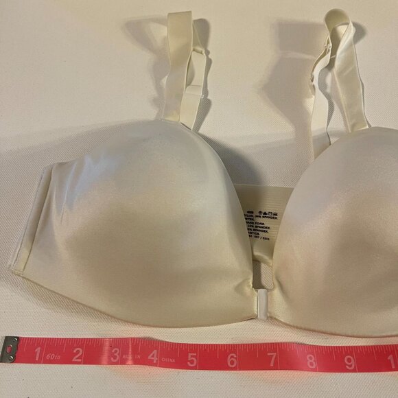 barely there Bra Large White Front closure Wirefree - Picture 3 of 6